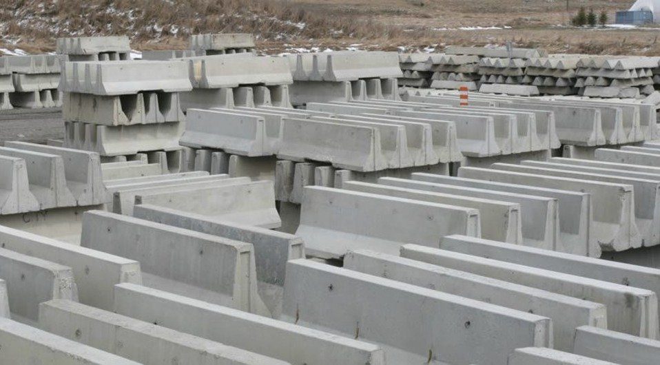 precast concrete road barriers