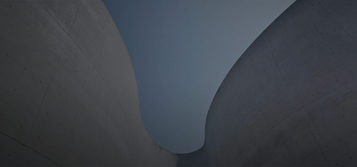 curved concrete wall